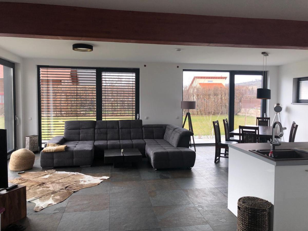Das Haus In ג'ויס מראה חיצוני תמונה